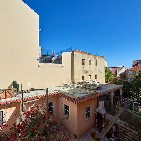 Aesthetic Riverview Apartment In Historical Lisbon Bagian luar foto